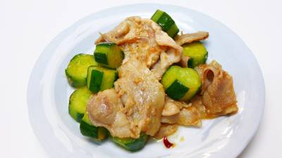 きゅうりと豚肉のスタミナ炒め