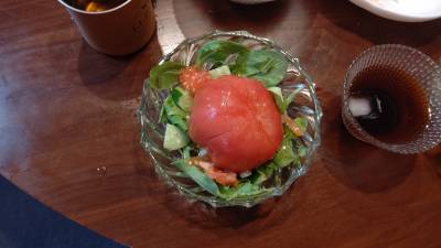 丸ごとトマトのツナマヨ詰め