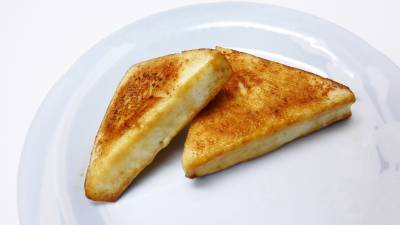 はんぺんのバターじょうゆソテー