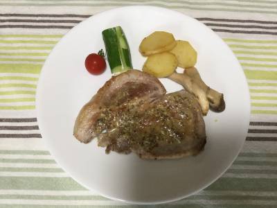 ポークソテー 粒マスタードソース