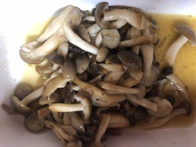 しめじのガーリック炒め
