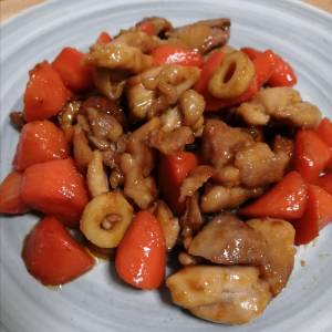 春にんじんと鶏肉の炒め煮