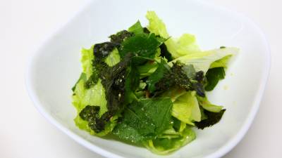 レタスののりもみサラダ