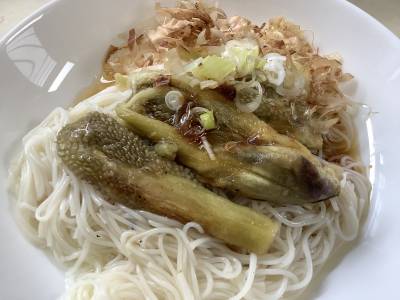 焼きなすそうめん