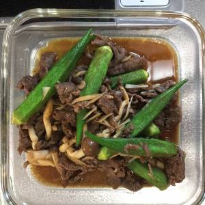 オクラと牛肉のオイスターソース炒め