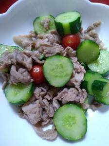 きゅうりと豚肉のスタミナ炒め