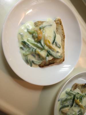 かじきのソテー ヨーグルトソース