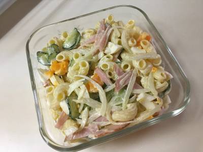 マカロニサラダ