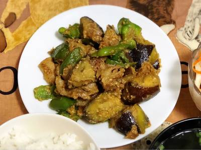 なすと豚肉のしぎ焼き