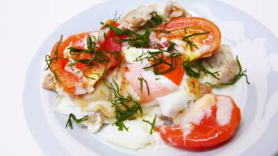 豚肉とトマトのチーズ焼き