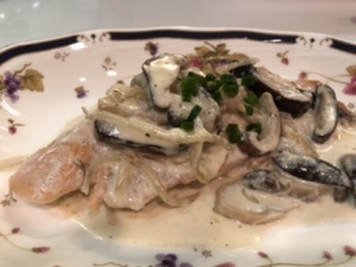 生ざけのソテーきのこクリームソース