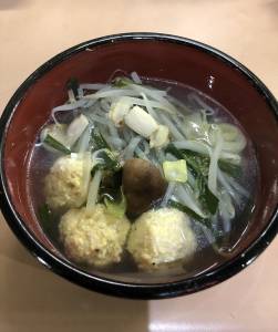 鶏だんごの簡単エスニック鍋