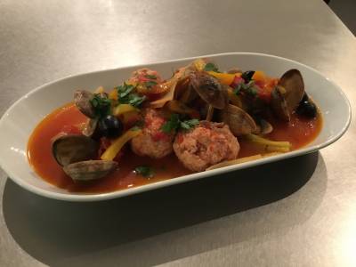 ミートボールとあさりのプロバンス風
