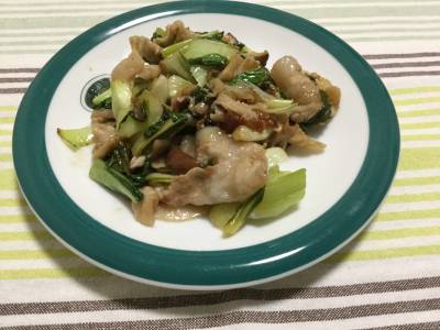 豚バラとチンゲンサイの炒め物