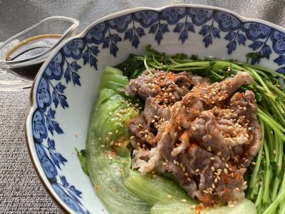 レタスの牛肉蒸し