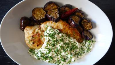 チキン南蛮のヨーグルトタルタル