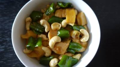 鶏むねカシューナッツ炒め