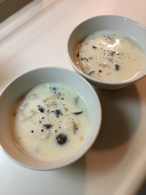 しめじのコーンスープ