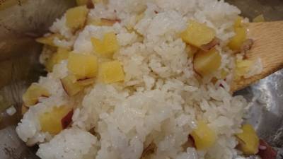 さつまいもご飯