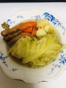 ソーセージと野菜のポトフ