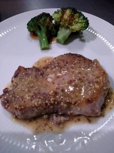 ポークソテー 粒マスタードソース