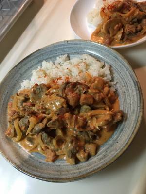 ビーフストロガノフ