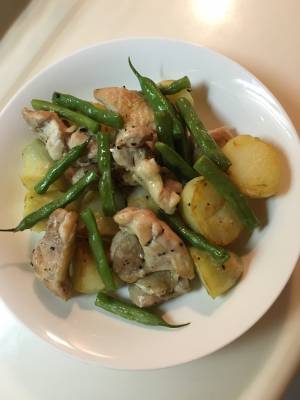 カリカリじゃがいもと鶏のソテー