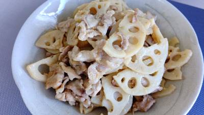 れんこんと豚肉のにんにくみそ炒め