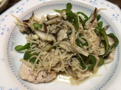 鶏むね肉ときのこのあったかマリネ