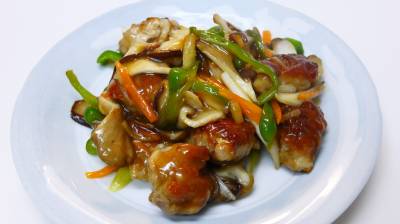 豚肉ときのこの甘酢がらめ