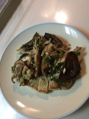 きのこと豚肉のソテー