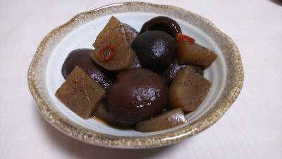 しいたけとこんにゃくのピリ辛煮