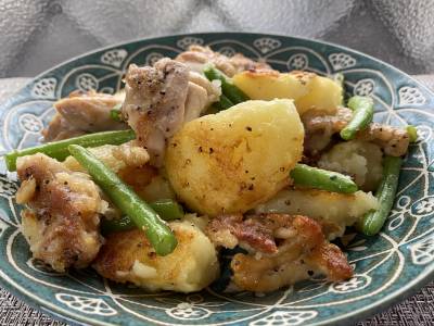 カリカリじゃがいもと鶏のソテー