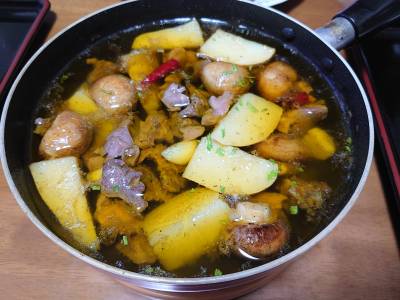 砂肝とマッシュルームのアヒージョ