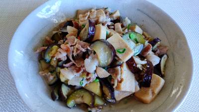 高野豆腐と豚バラのみそ炒め