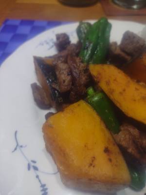 かぼちゃと牛肉のバターじょうゆ