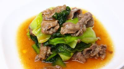 牛肉とチンゲンサイの煮物