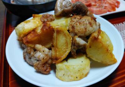 カリカリじゃがいもと鶏のソテー