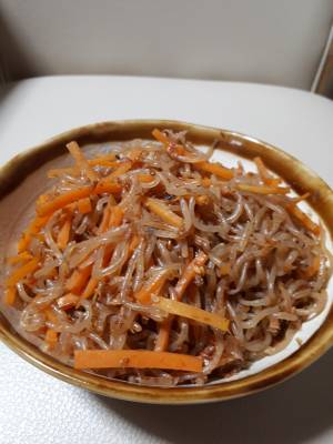 しらたきとにんじんのきんぴら