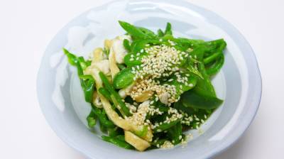 ピーマンと油揚げの細切り炒め