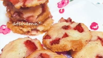 いちごの生クッキー