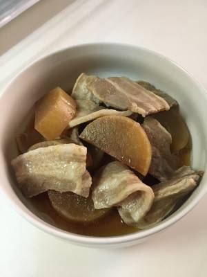 豚バラ大根の甘辛煮