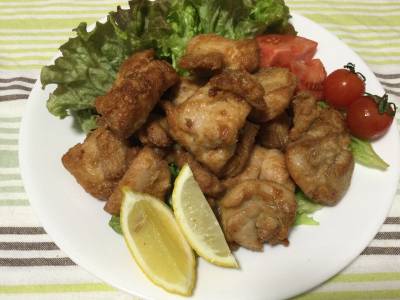 鶏のから揚げ