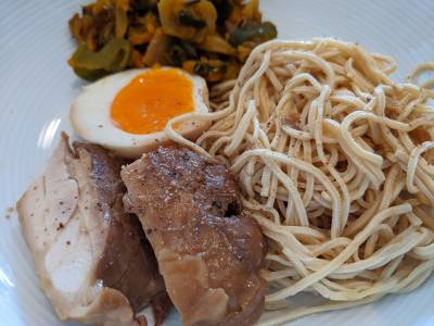 鶏ももチャーシュー