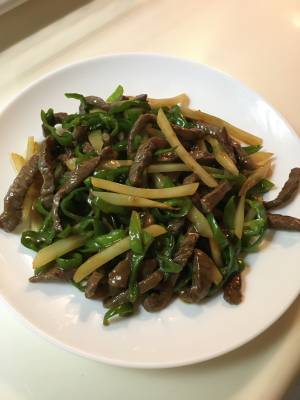 チンジャオロースー