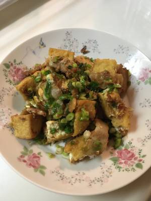 ちぎり厚揚げと豚バラの和風炒め