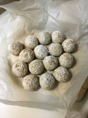 黒砂糖しょうがボールクッキー