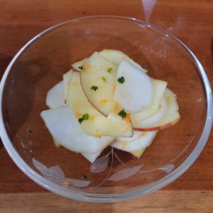 りんごとかぶのサラダ