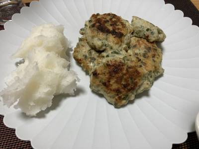 やわらか青じそつくね