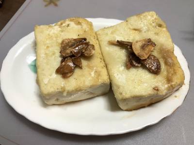 豆腐のにんにくステーキ